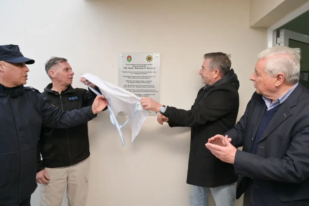 Inauguran consultorios policiales y un destacamento en Uruguay