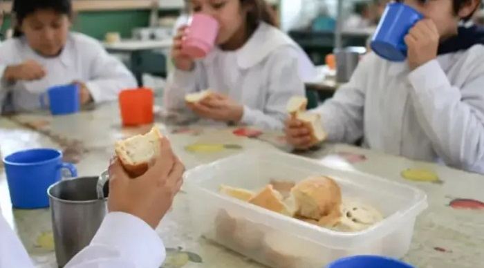 La Justicia respaldó el derecho a una alimentación sin sellos de advertencia en las escuelas entrerrianas