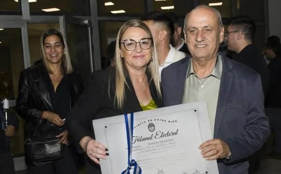 La senadora díaz se aleja del bloque del PJ en el senado