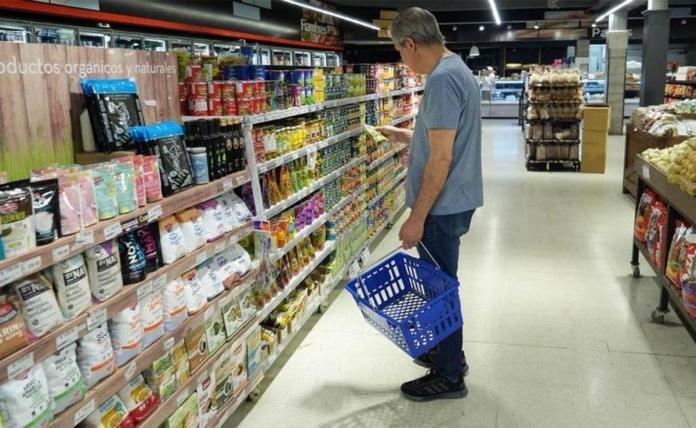 Las ventas minoristas pyme bajaron 3,8% interanual en julio
