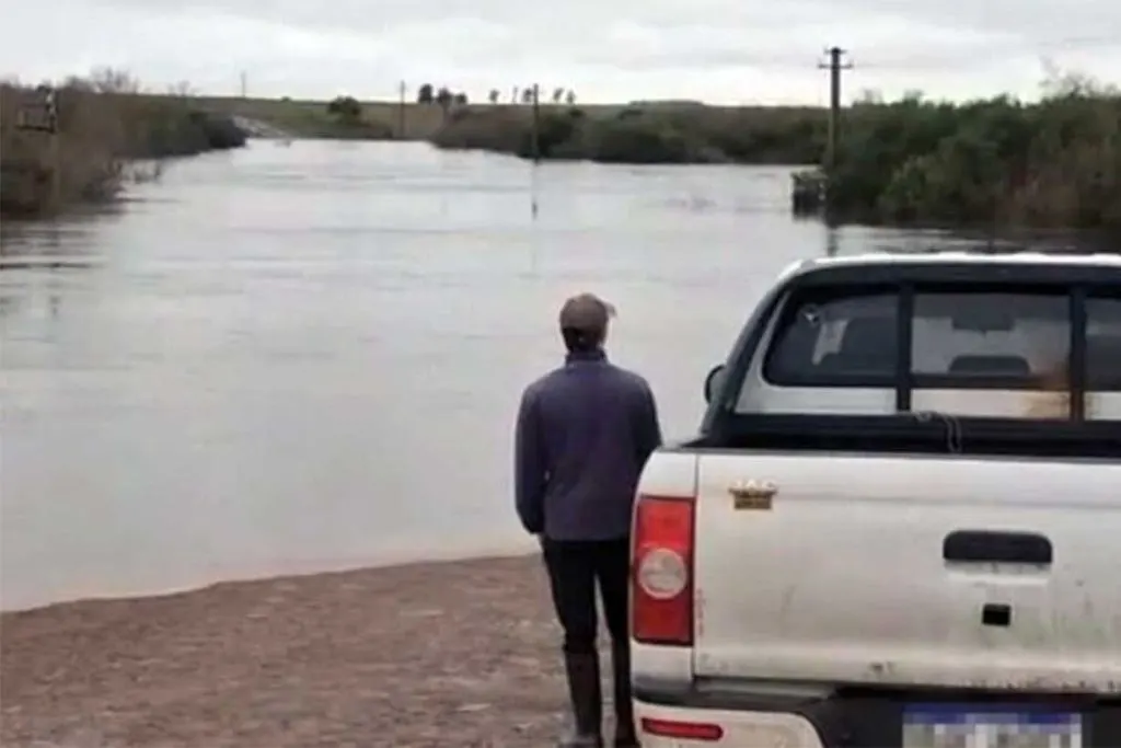 Lluvias superaron los 180 milímetros en algunas zonas y provocaron la crecida de afluentes del río Uruguay
