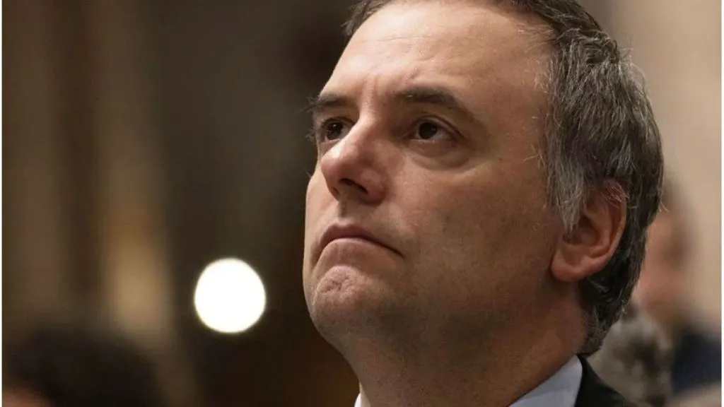 Manuel Adorni pidió postergar descargo por inconsistencias en su patrimonio