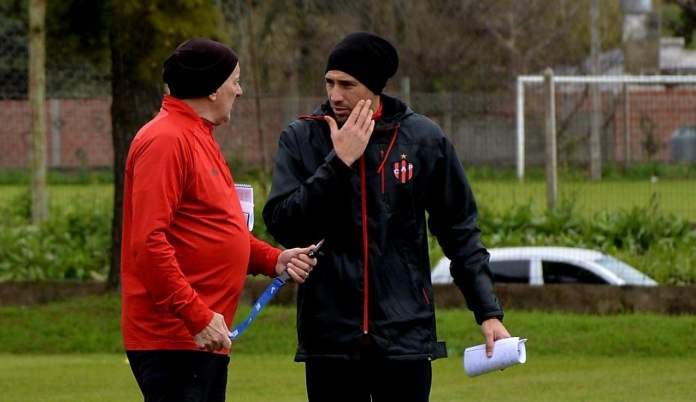Marcelo Fuentes dirigió su primer entrenamiento y tendrá de ayudante a un referente