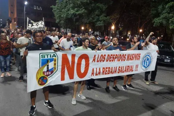 Notifican despidos en Granja Tres Arroyos en Concepción del Uruguay
