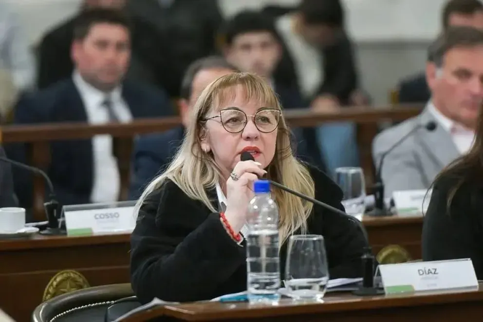 Patricia Díaz formalizó su salida del bloque del PJ