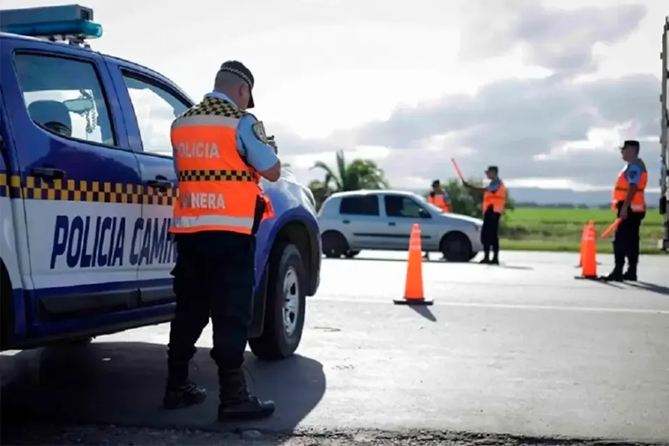 Quitaron el carnet de conducir a viceintendente por acumular infracciones de tránsito