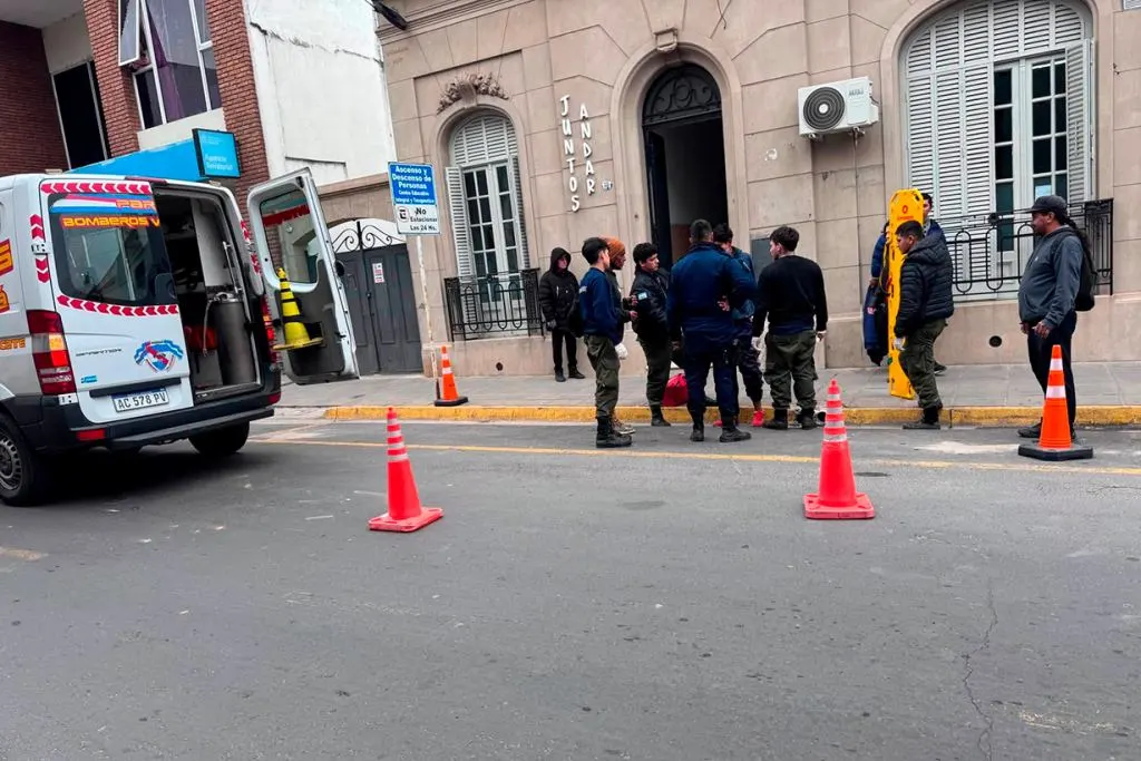 “Saquen esa porquería de acá”: Bomberos Voluntarios denuncian maltrato policial en Paraná