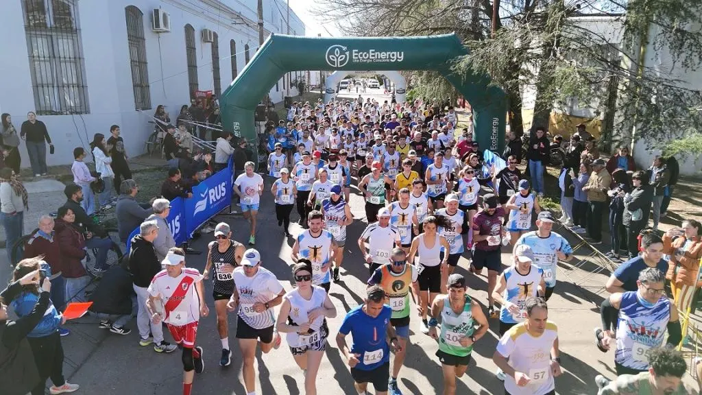 Se corrió la 9na Maratón Tecnológica de la UTN FRCU