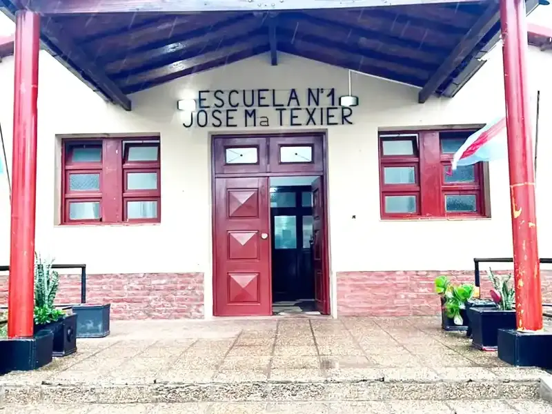 Se licita la puesta en valor de las instalaciones de la escuela José María Texier de San Salvador