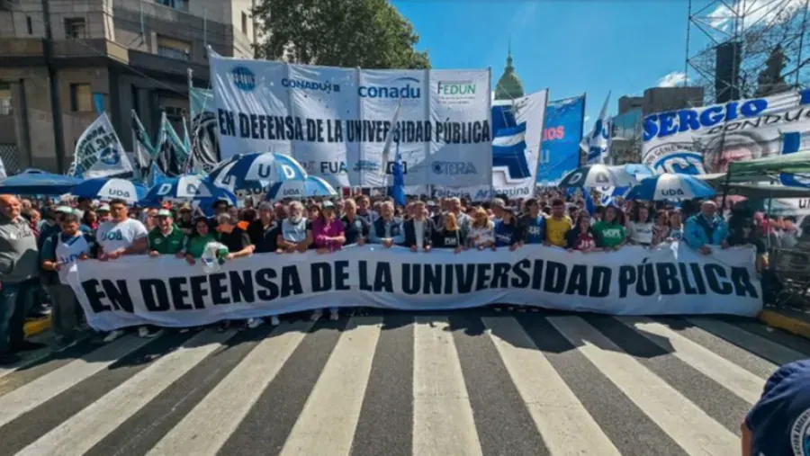 Se reabre el conflicto universitario: los gremios docentes realizarán un paro y reclaman por el financiamiento