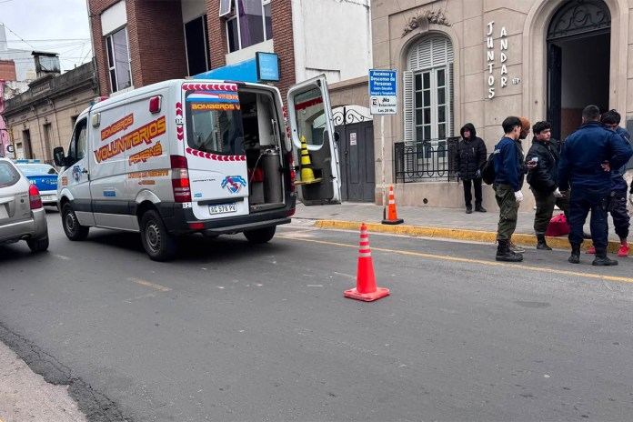 Tensión entre bomberos voluntarios y la Policía durante una emergencia en Paraná: "El diálogo es lo primero"