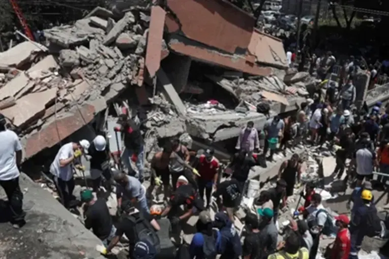 Terremoto en Colombia: hay al menos 164 muertos y el Gobierno declaró el desastre nacional