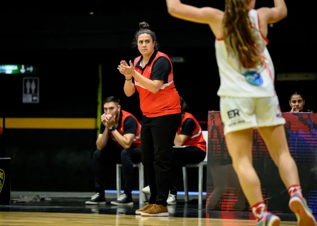 “Trataremos de dar un paso al frente desde lo deportivo” manifestó Sabrina Scévola