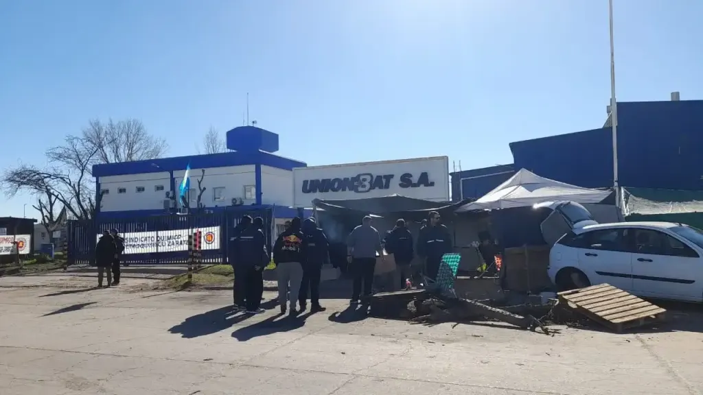Unionbat sigue sin pagar y el gremio le dio 48 horas para regularizar las indemnizaciones