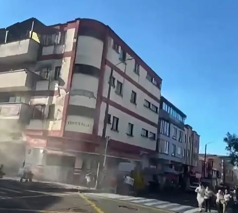 Violento terremoto en Colombia, con registro de muertes y edificios que colapsaron