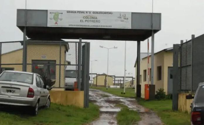 Unos 130 internos iniciaron una huelga de hambre en la Unidad Penal 9