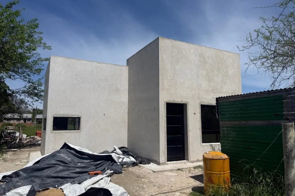 Acceso a la vivienda. El gobierno destacó el programa Raíces, que alcanzó los primeros 100 créditos en 4 meses