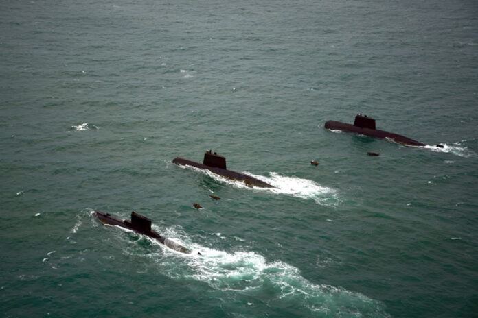 Alemania y Francia ofrecieron financiar la compra de tres submarinos para Argentina