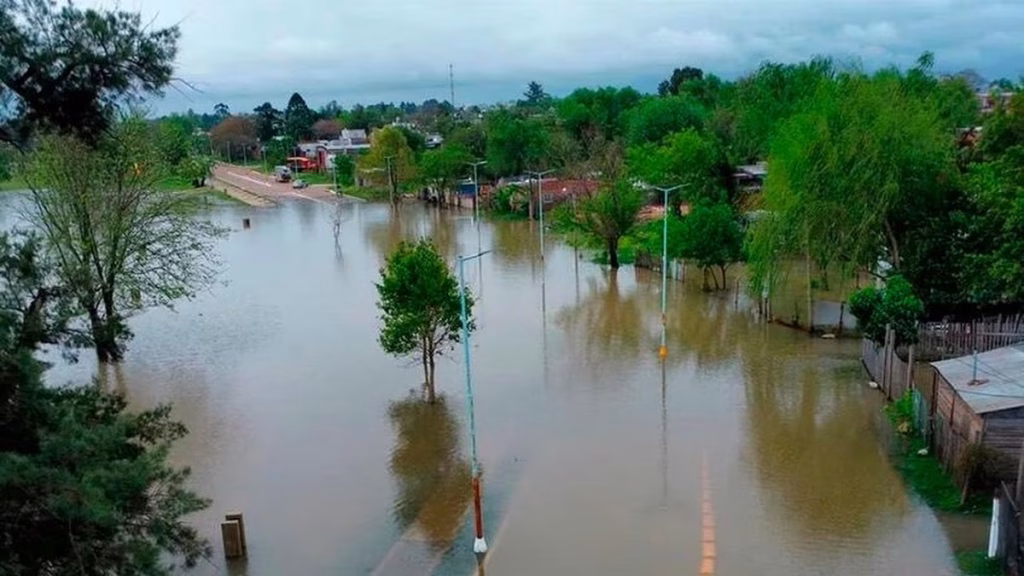 Alerta naranja en Chaco por el “Súper Niño”: el Paraná no da respiro y el NEA se prepara para una crecida larga