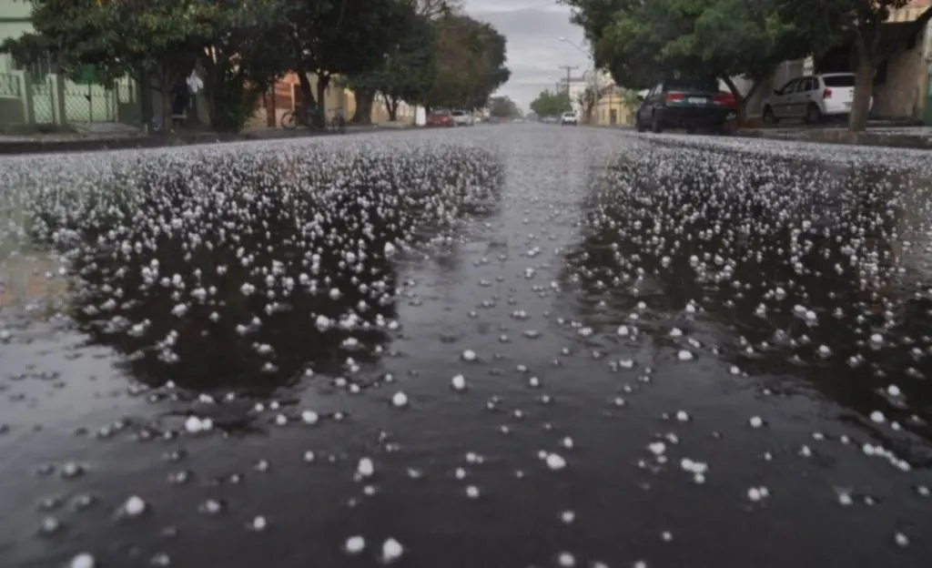 Alerta naranja para Entre Ríos: prevén granizo, lluvias intensas y ráfagas de 90 km/h