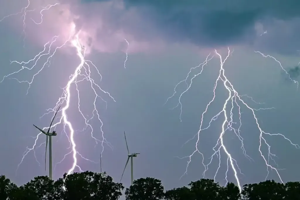 Alerta naranja por tormentas en Entre Ríos: prevén granizo, lluvias intensas y ráfagas de 90 km/h