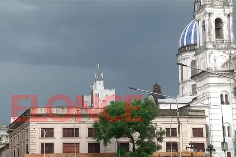 Alerta naranja por tormentas en Entre Ríos: prevén granizo, lluvias intensas y ráfagas de 90 km/h