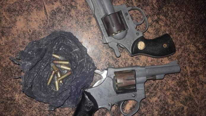 Allanamiento en San Benito por el ataque a tiros a una casa en barrio Illia