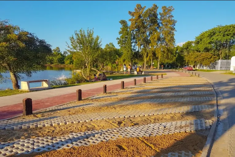 Amarras que impiden el acceso público