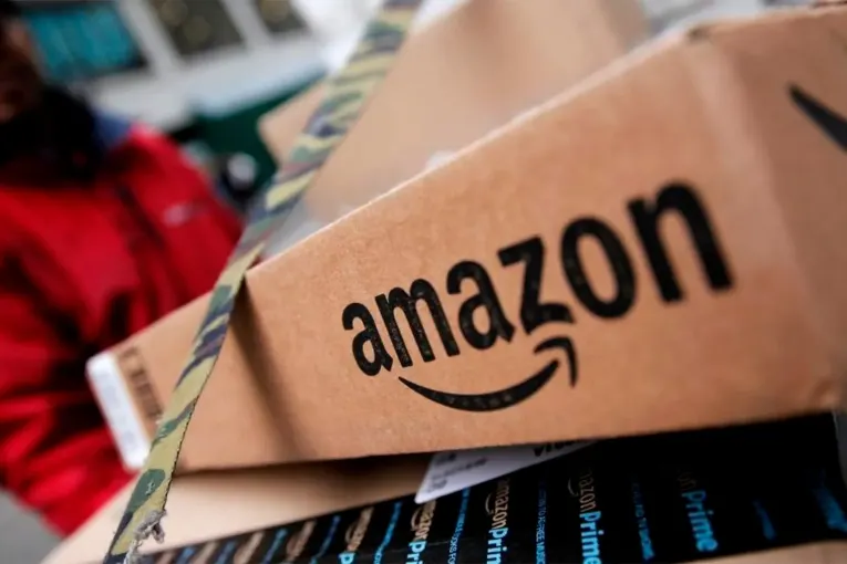 Amazon despidió a mil empleados y ya acumula más de 57.000 recortes al apostar por la inteligencia artificial