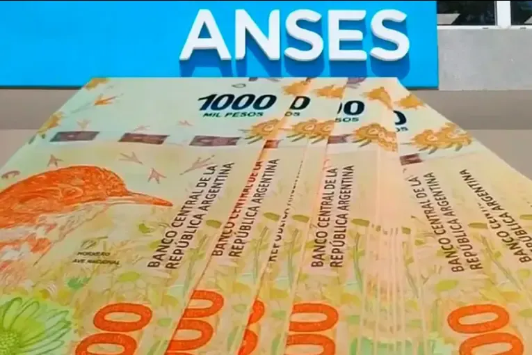 ANSES aumenta la AUH y el SUAF en noviembre: cuánto cobrarán por hijo
