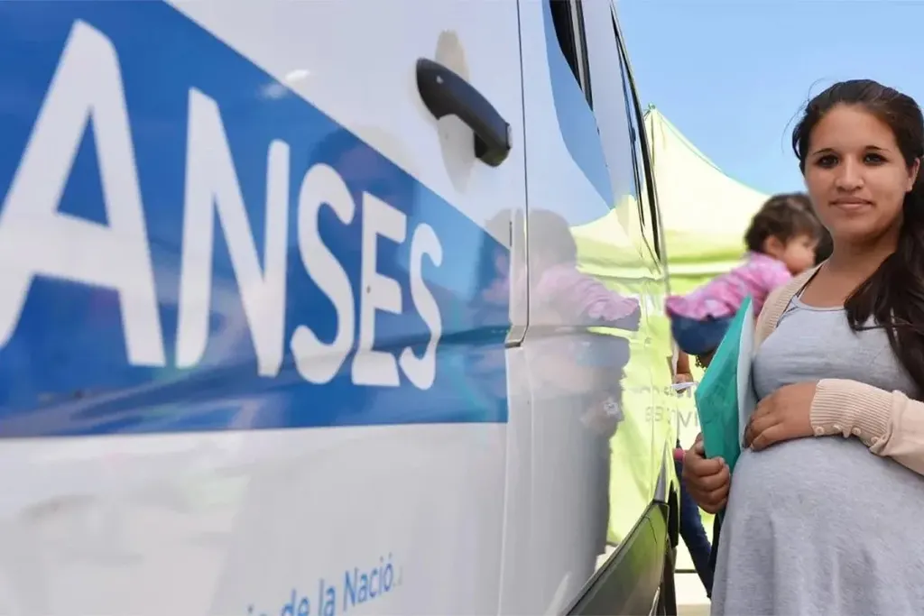 ANSES cambia desde noviembre un trámite para cobrar la Asignación por Embarazo