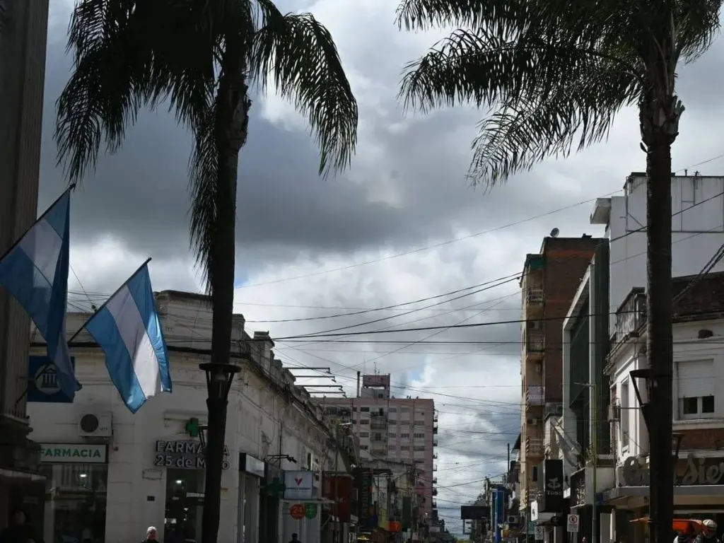 Anuncian un miércoles inestable en la ciudad: a qué hora se esperan las lluvias