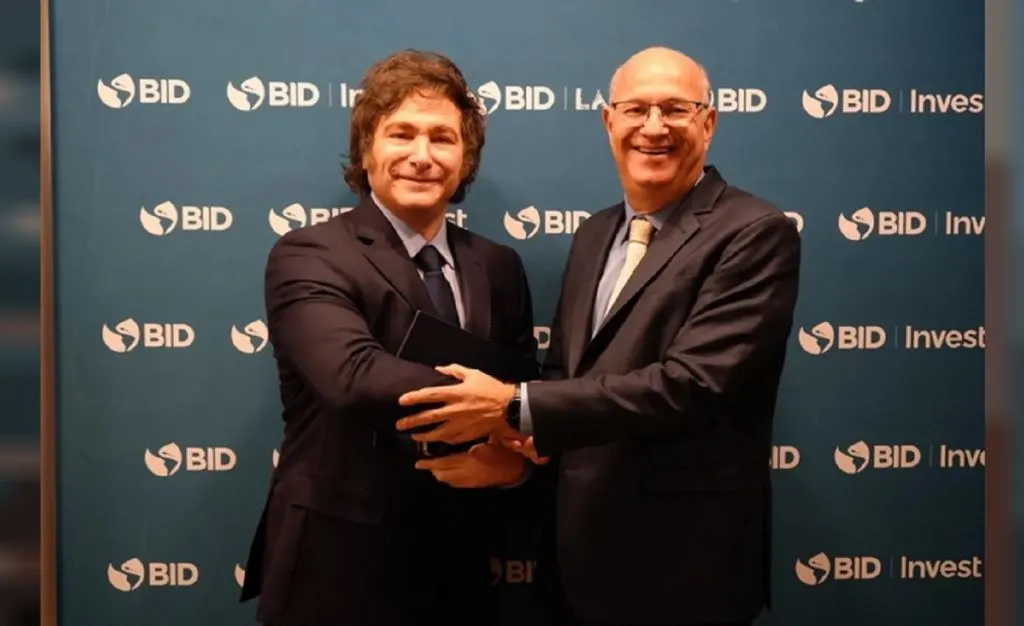 Aprueban préstamos del BID por hasta US$1.300 millones para financiar subsidios y reforma del Estado