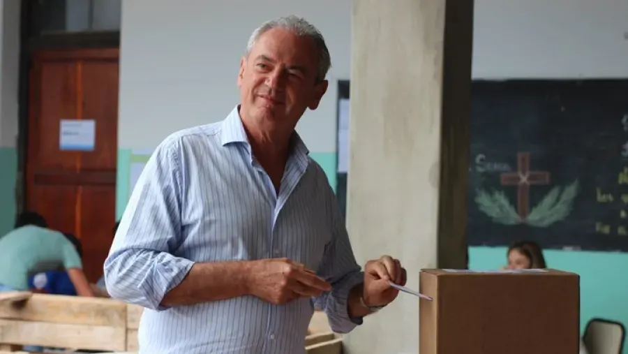 Atilio Benedetti propone primarias abiertas y simultáneas, pero no obligatorias: «Si no hay PASO que haya PAS»