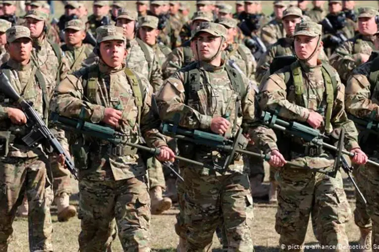 Aumento para las Fuerzas Armadas en octubre de 2026: cuánto cobra cada rango con la nueva escala