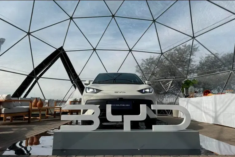 Autos eléctricos desde 5.000 dólares: cómo China impulsa su venta con financiación sin interés