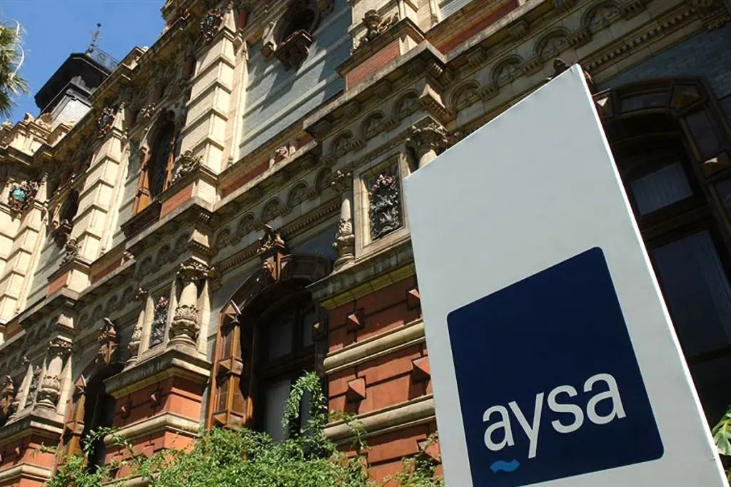 Avanza la licitación. Legisladores peronistas pidieron suspender la privatización de AySA: reclaman conocer la tasación