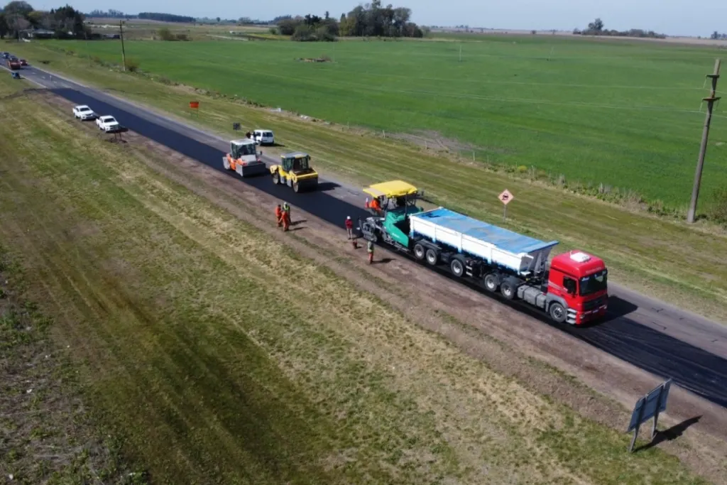 Avanza la recuperación de la Ruta 12 entre dos localidades entrerrianas