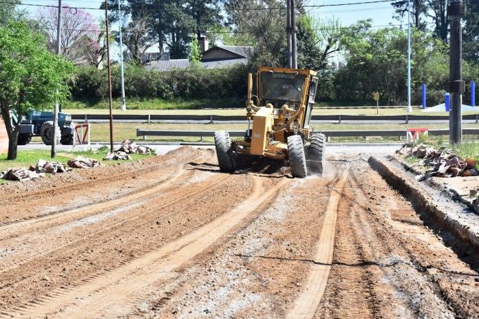 Azcué anunció la pavimentación de 18 cuadras en Concordia