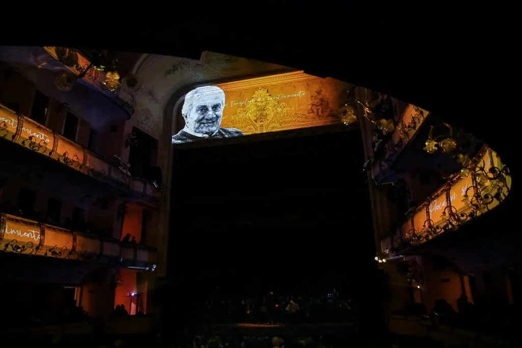 Bilat y un homenaje a Jorge Méndez en el Teatro