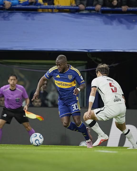 Boca cayó ante Vasco da Gama en La Bombonera y deberá remontar en la revancha