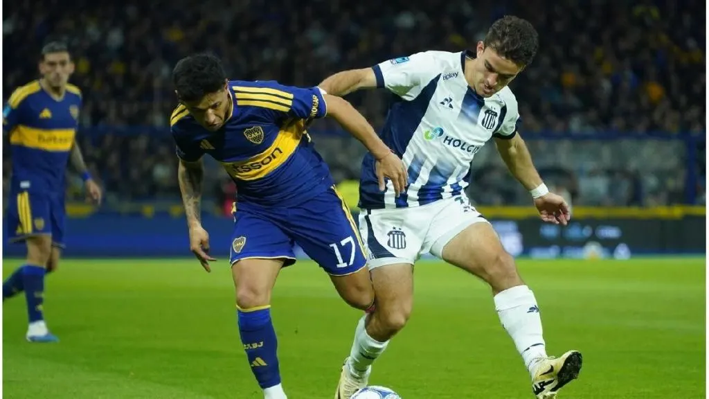 Boca lo dio vuelta con un golazo de Flores y le gana a Talleres en La Bombonera