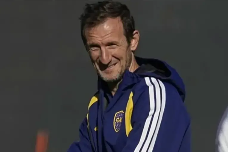 Boca se prepara para enfrentar a Vasco da Gama: la decisión de Arruabarrena tras la lesión de Paredes