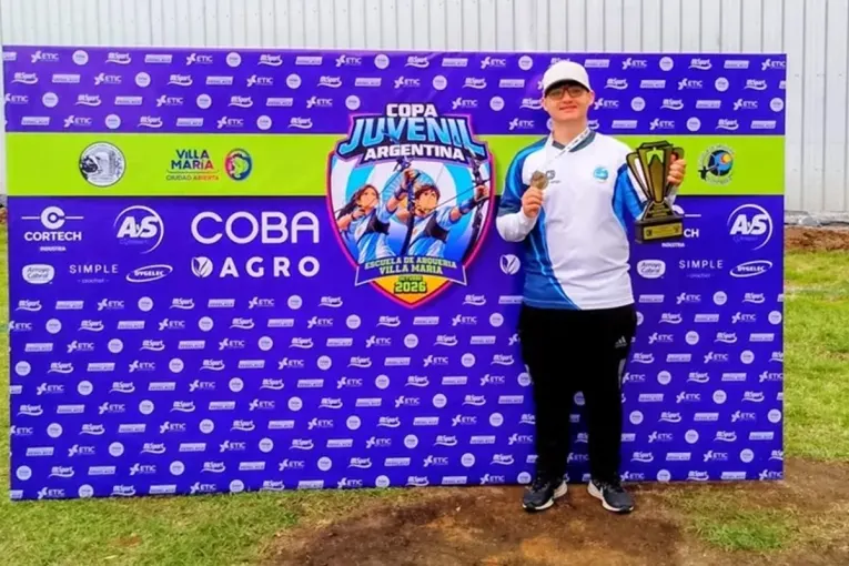 Carlos Della Penna se consagró campeón nacional juvenil de tiro con arco