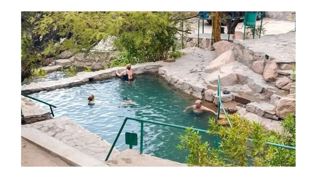 Catamarca: murió un niño por ameba «comecerebros»: cerraron termas para investigar