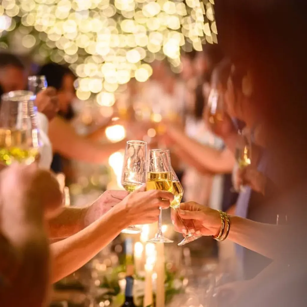 Cena y baile para celebrar el Día de la Madre
