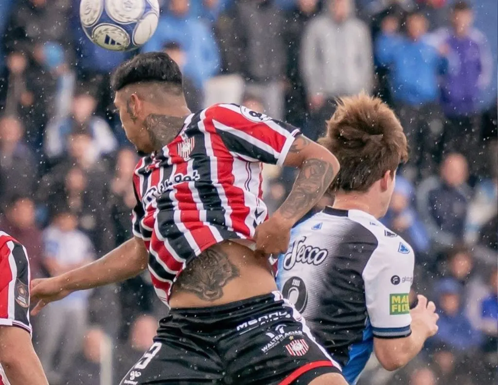 Chacarita perdió con Almagro y Patronato debe aprovecharlo ante Güemes