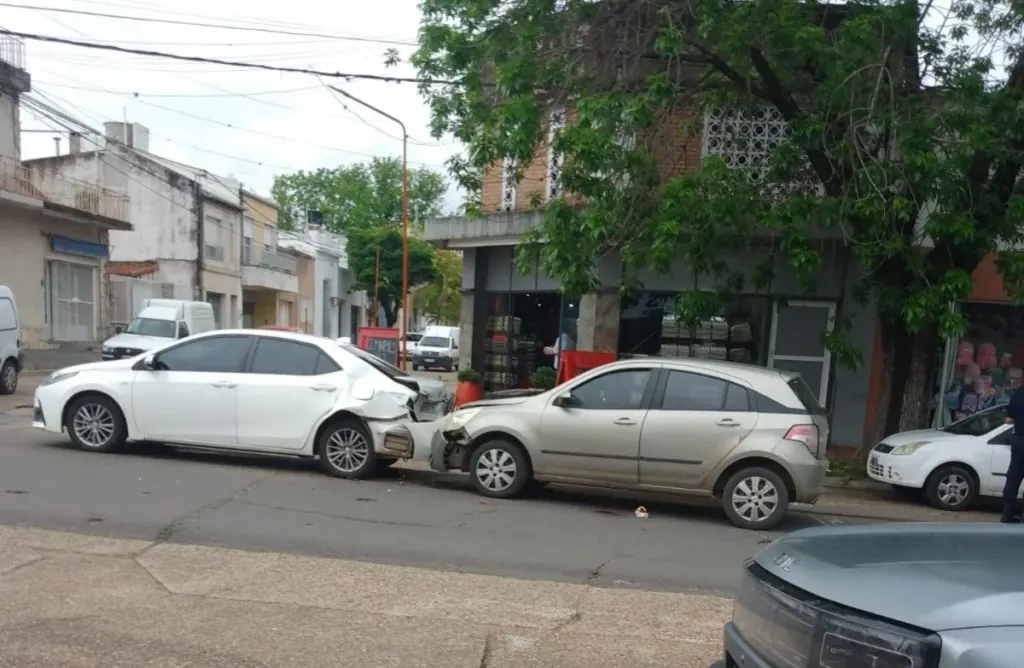 Choque en Reibel y 9 de Julio: una mujer resultó con heridas leves