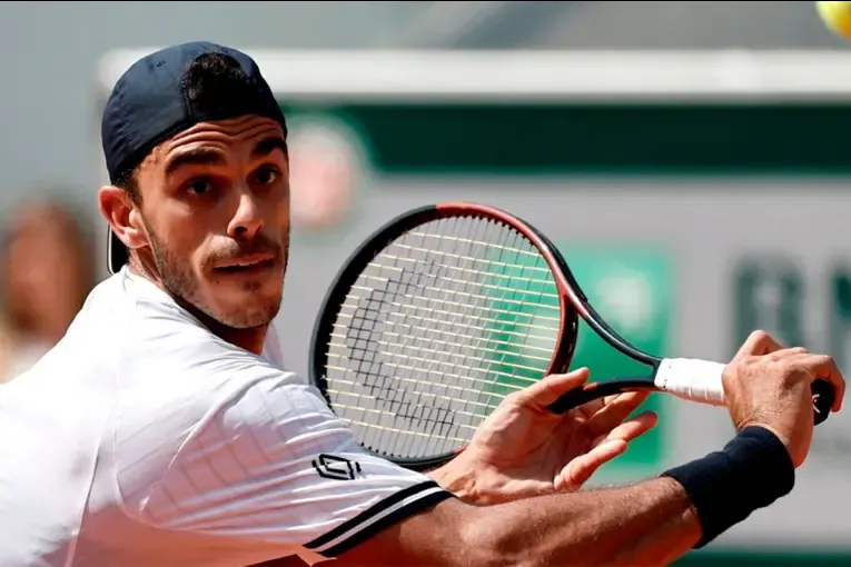 Cinco argentinos eliminados en el Masters 1000 de Shanghái: Francisco Cerúndolo sigue en carrera