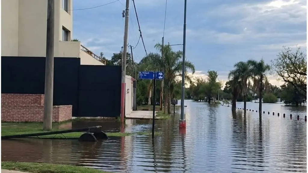 Colón en alerta por la creciente del Río Uruguay